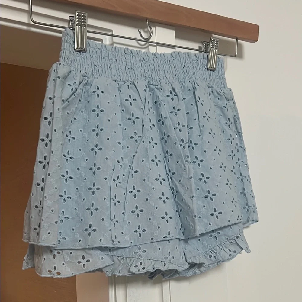 Splendid girl’s Light Blue Eyelet Skorts NEW